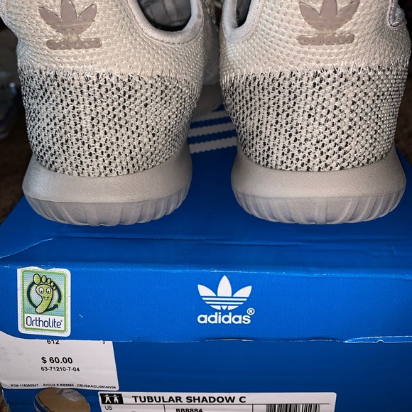 Adidas - Picture 7 of 8